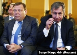 Михаил Фридман и Петр Авен в последние годы добиваются снятия с себя европейских санкций