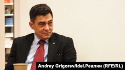 Сергей Давидис