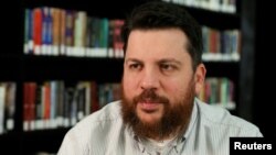 Леонид Волков