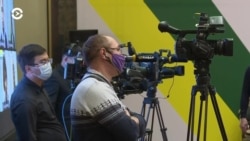 Азия: журналисты идут во власть