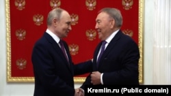 Президент России в последний по времени раз принимал бывшего президента Казахстана 29 мая 2025 года. На сайте администрации президента России выдали одно предложение: "Владимир Путин встретился в Кремле с Первым Президентом Казахстана Нурсултаном Назарбаевым"