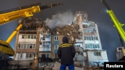 Последствия удара по жилому дому в Тернополе