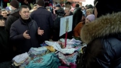 "Налоги не платишь, патент не берешь, бесплатно торгуешь!" Президент лично объясняет торговцам, почему они должны установить кассы