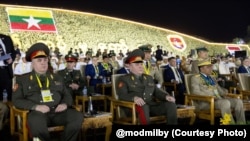 Министр обороны Беларуси Виктор Хренин на военном параде в Мьянме, 27 марта 2025 года