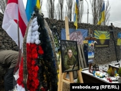 Могила Марии Зайцевой на Киевском кладбище в день похорон, 7 февраля 2025