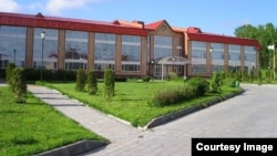 Лицей в Кораллово, фото с сайта образовательного учреждения