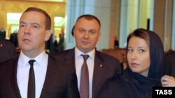 Медведев и Наталья Тимакова